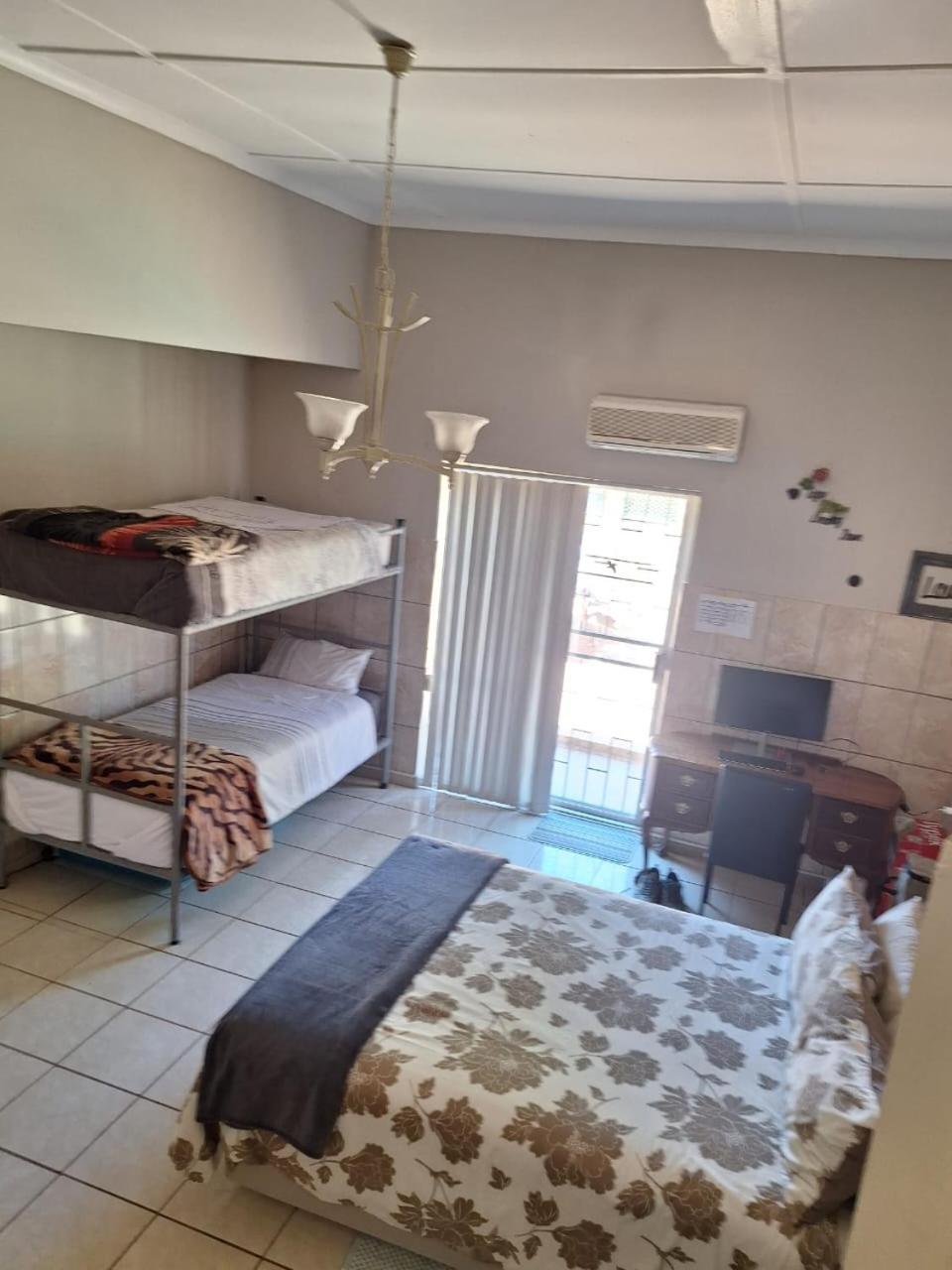 Bed and Breakfast Breaking Dawn Noupoort Exterior foto